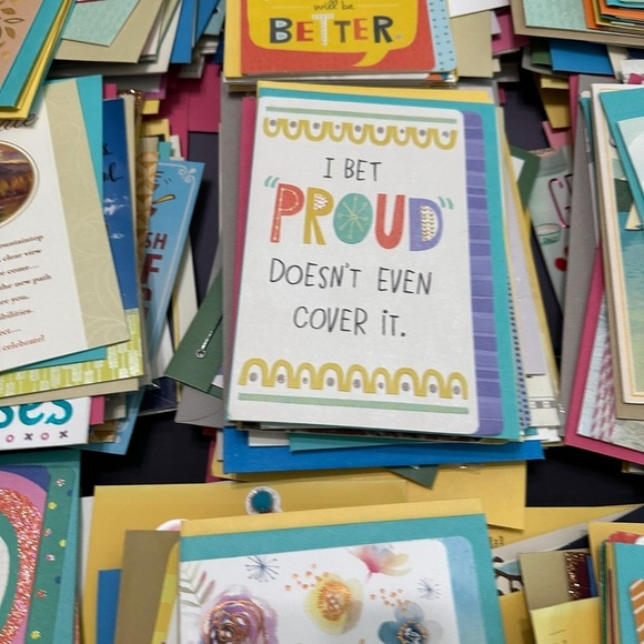 🩷5/$10 Colorful Greeting Card Set - Picture 2 of 3